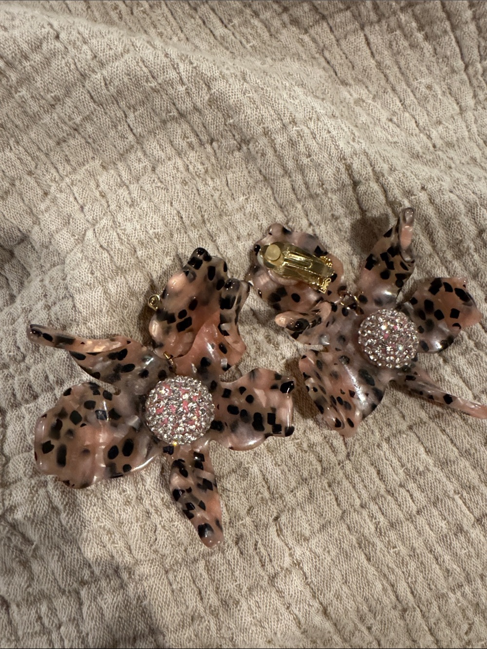 LLeopard Print Resin Flower Clip-On Earrings with Sparkle Center